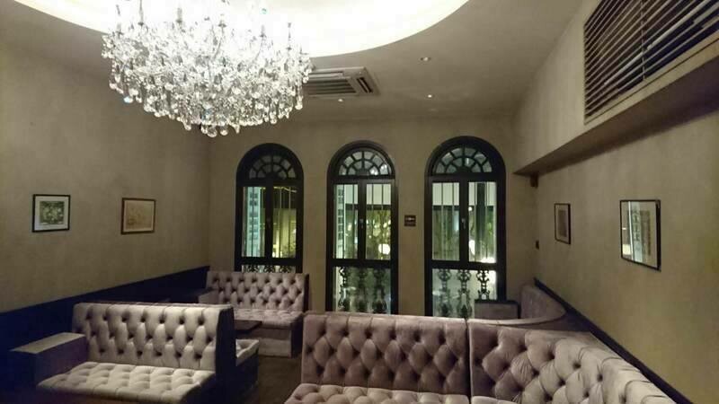 File:Cc-club-interior3.jpg