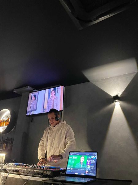 File:BGAME BAR4.jpg