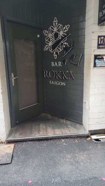 File:BAR 六花ROKKA SAIGON8.jpg