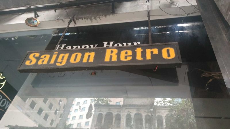 File:Saigon Retro Bar9.jpg