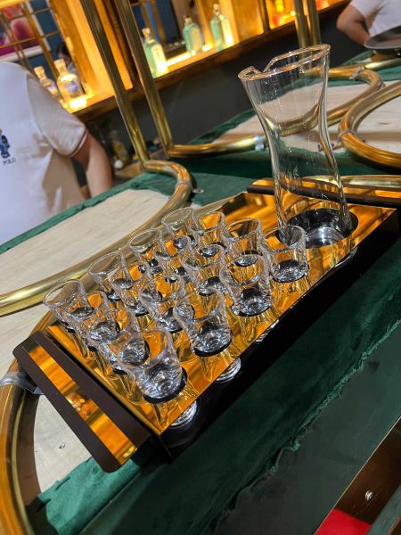 File:Amour Bar10.jpg