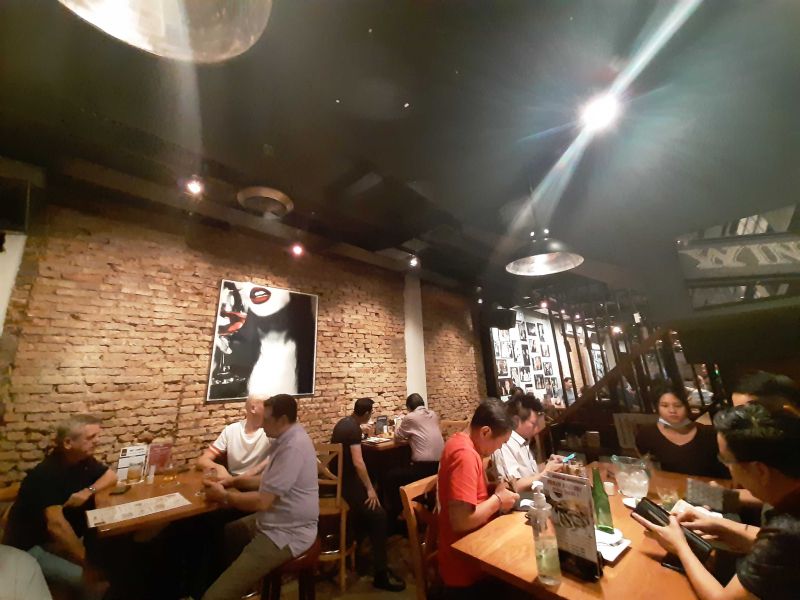 File:Brix Wine Bar & Kitchen4.jpg