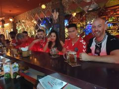 Luna bar19.jpg