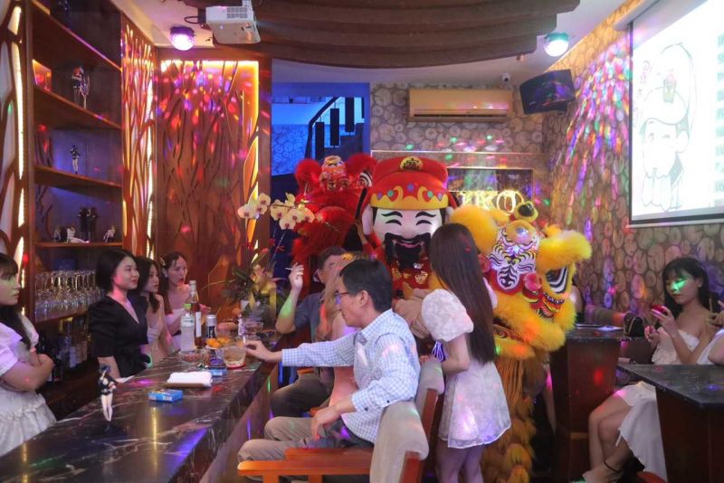 File:Fujiko Bar9.jpg
