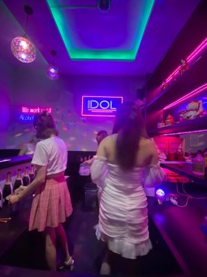 IDOL BAR2.jpg