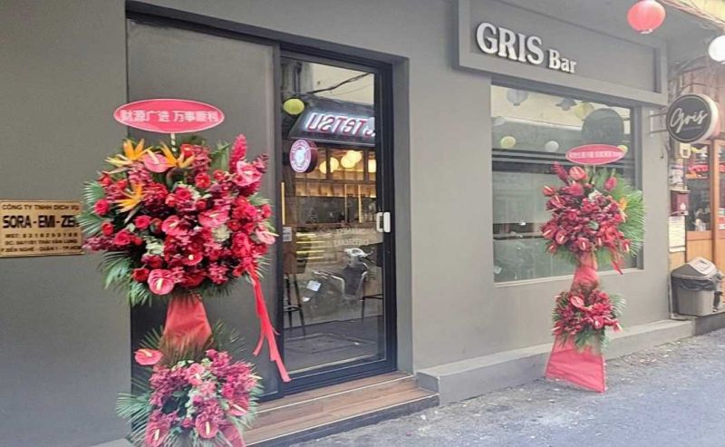 File:Gris Bar1.jpg