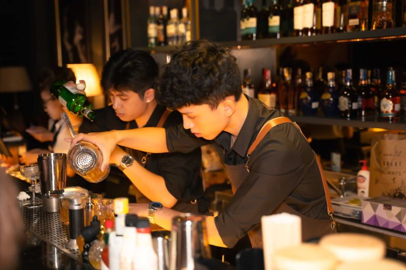 File:BarCodes Whiskey & Cigar Lounge3.jpg