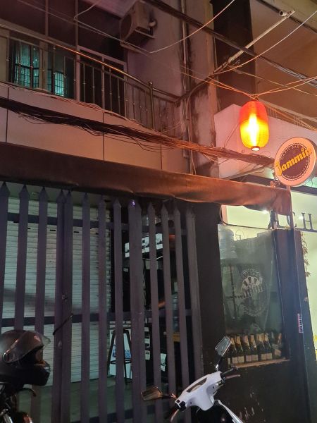 File:LIKE BAR2.jpg