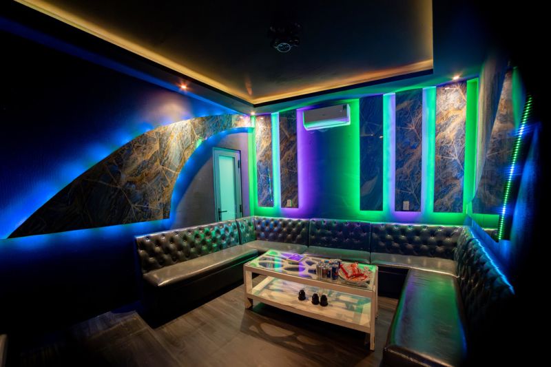 File:VIP Room 2.jpg