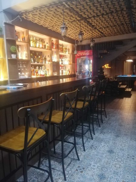 File:Bombay Bar8.jpg