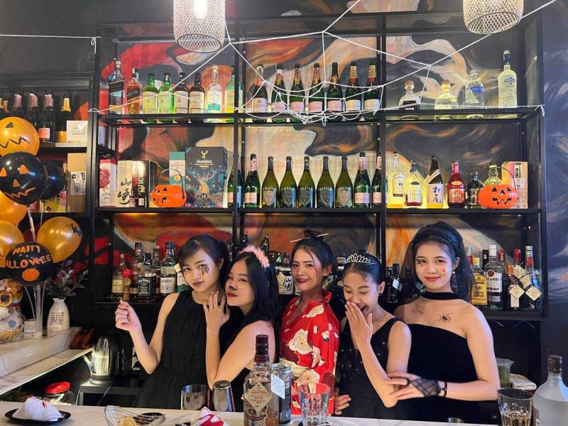 File:Minami Bar 美波バー14.jpg