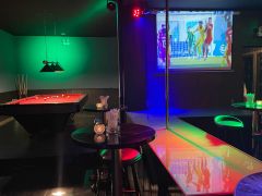 Mirage Bar in Saigon5.jpg