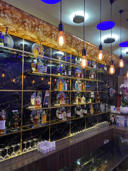 File:Cat Walk Bar & Karaoke6.jpg