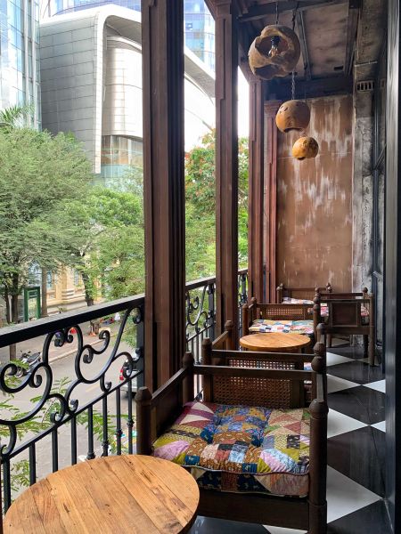 File:Tipsy Bar141.jpg