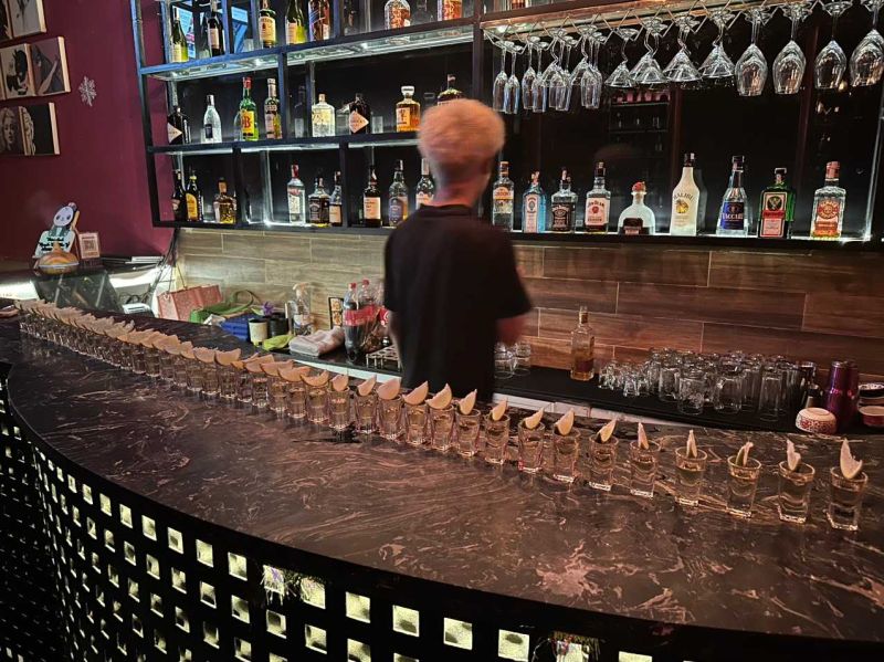 File:TASTY BAR2.jpg
