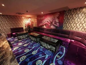 Supreme-room-1.jpg