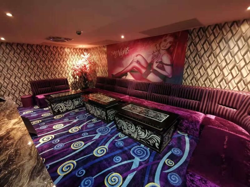 File:Supreme-room-1.jpg