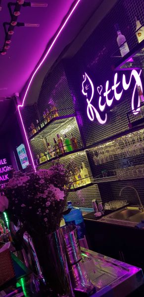 File:Kitty's1.jpg