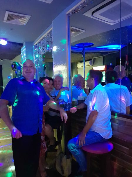 File:Ruby's bar hcm13.jpg