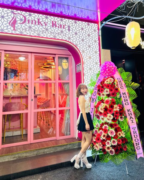 File:Pinky Bar1.jpg