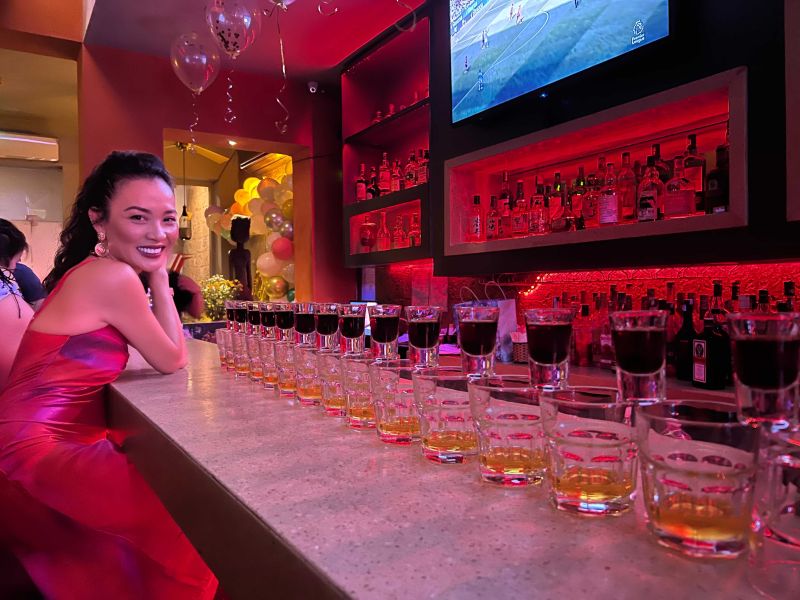 File:Voodoo Bar In Saigon19.jpg