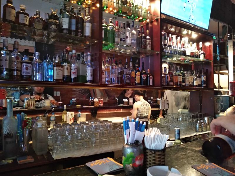 File:Kim's Tavern7.jpg