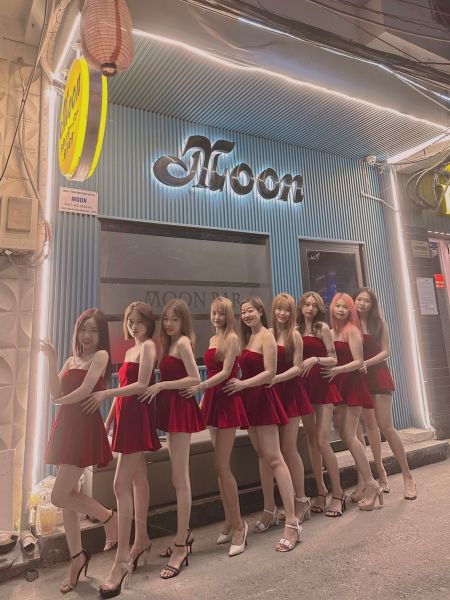 File:MOON BAR12.jpg