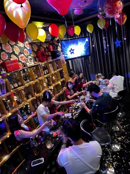 File:Hoshi bar2.jpg