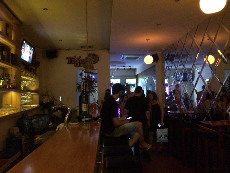 File:Luna bar16.jpg