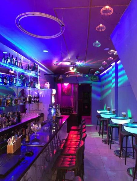 File:Bunker Bar10.jpg