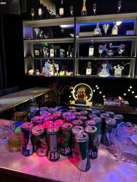 File:Nari bar interior8.jpg