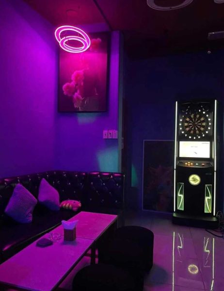 File:Bunker Bar4.jpg